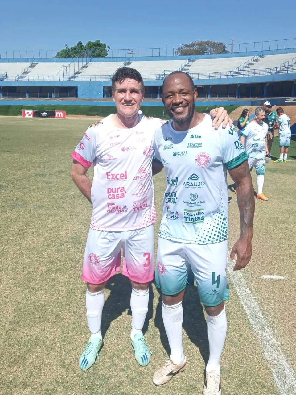 Adelson Moura em campo
